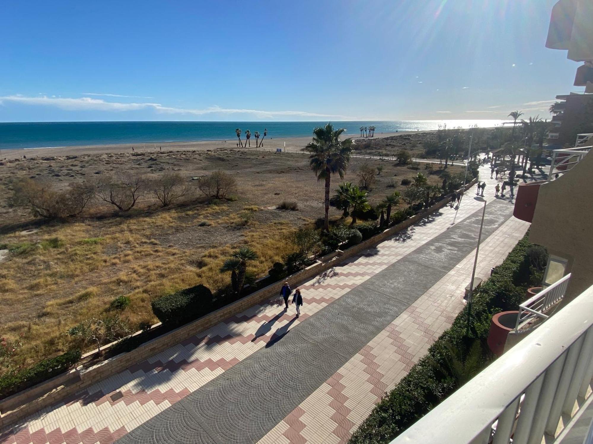 Primera Linea De Playa Valencia Bagian luar foto